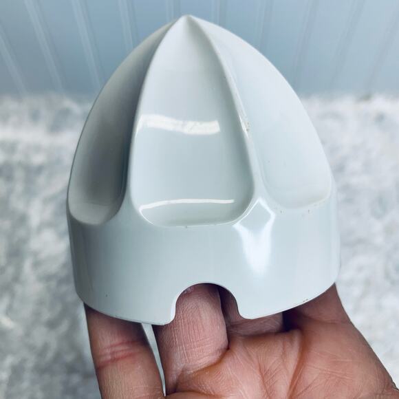 OEM Cuisinart Little Pro Plus Food Processor Replacement Part - Juice Cone - Picture 4 of 5